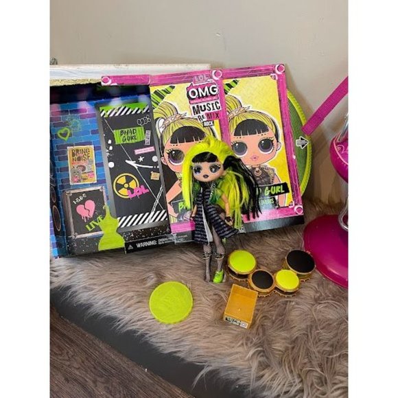 LOL Surprise OMG Remix  - Bhad Gurl - Picture 2 of 4